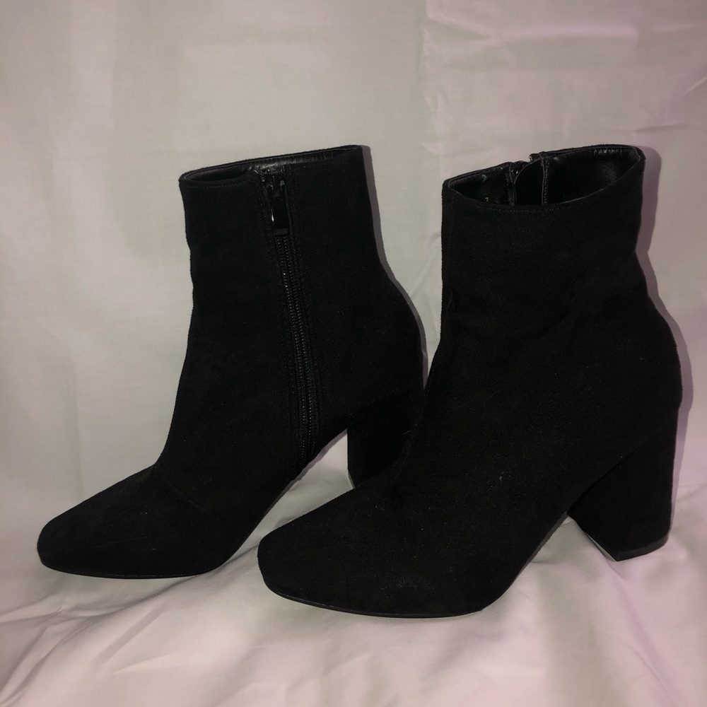 Lulus faux suede ankle boots